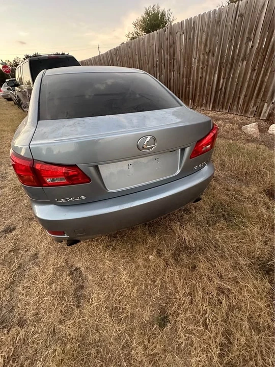 2007 Lexus IS 2nd Gen - Image 6 of 8