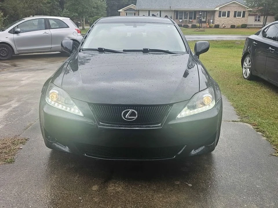 2007 Lexus IS 2nd Gen - Image 5 of 9