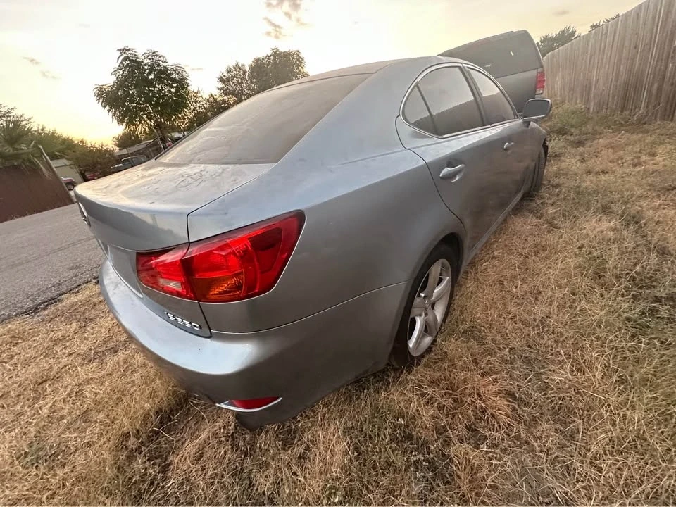 2007 Lexus IS 2nd Gen - Image 7 of 8