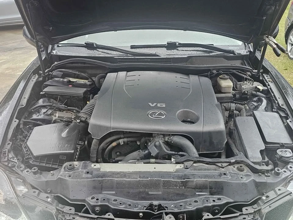 2007 Lexus IS 2nd Gen - Image 2 of 9
