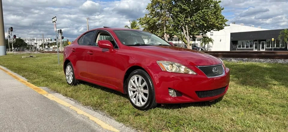 2007 Lexus IS 2nd Gen - Image 3 of 11