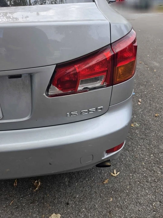 2007 Lexus IS 2nd Gen - Image 2 of 10