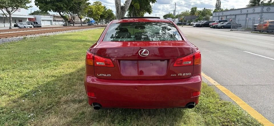 2007 Lexus IS 2nd Gen - Image 7 of 11