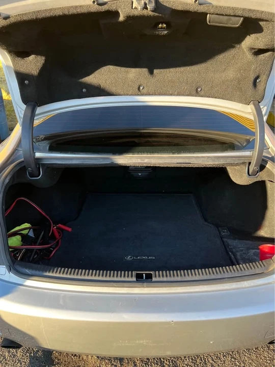 2007 Lexus IS 2nd Gen - Image 10 of 11