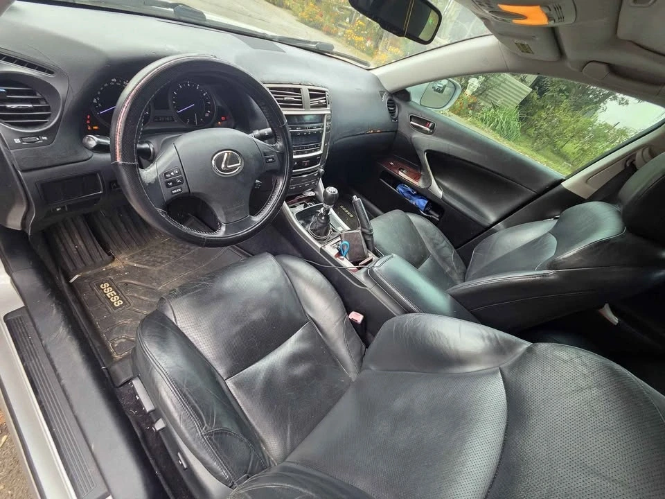 2007 Lexus IS 2nd Gen - Image 4 of 10