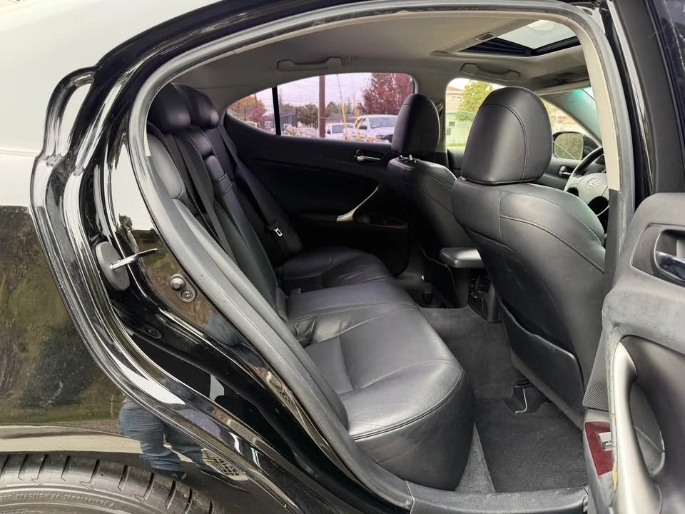 2007 Lexus IS 2nd Gen - Image 7 of 11