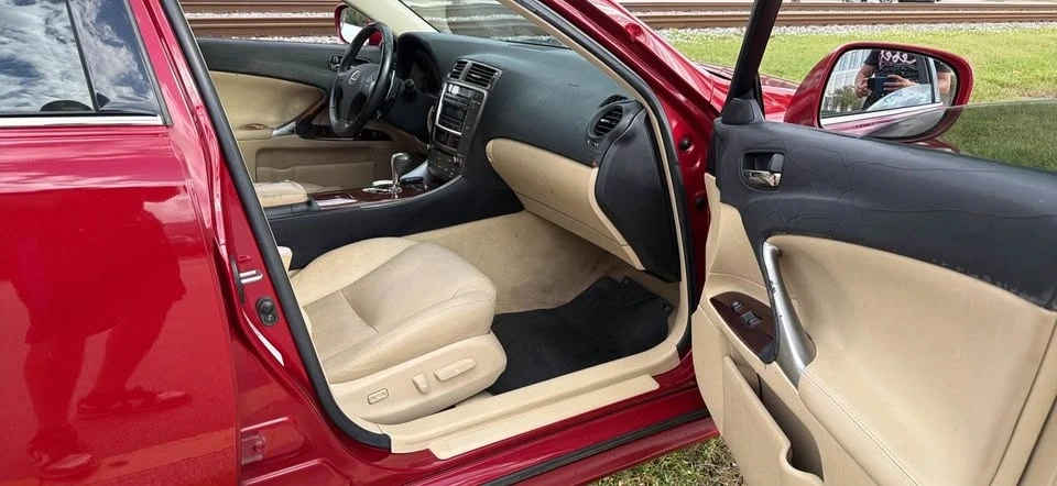 2007 Lexus IS 2nd Gen - Image 5 of 11