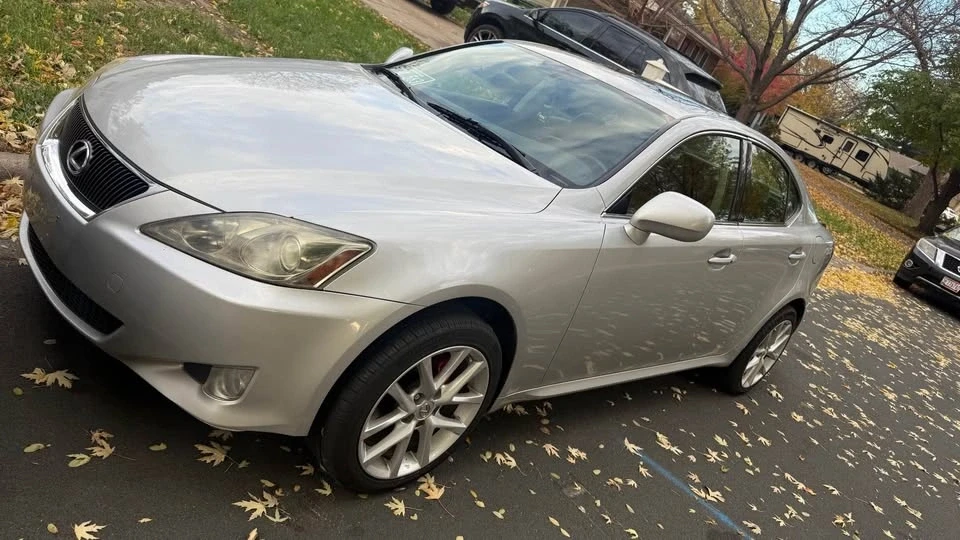 2007 Lexus IS 2nd Gen - Image 3 of 5