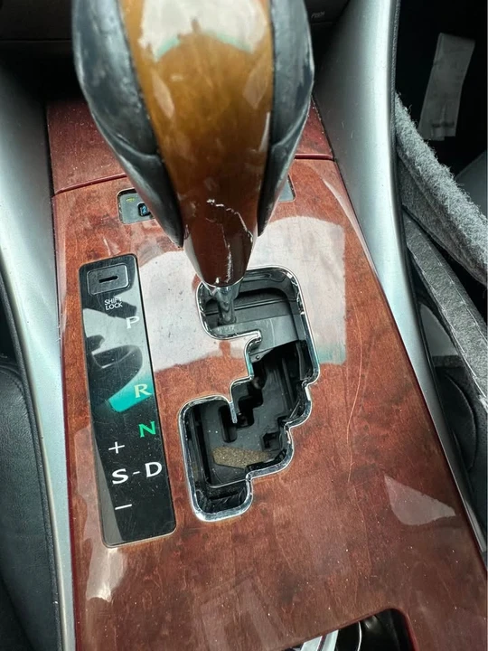 2007 Lexus IS 2nd Gen - Image 10 of 12