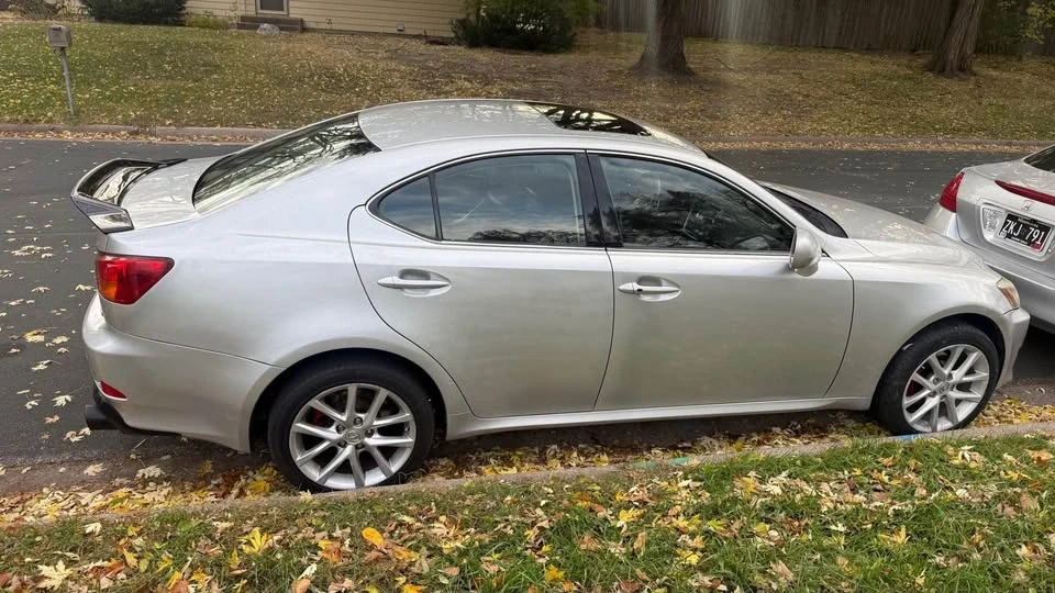 2007 Lexus IS 2nd Gen - Image 2 of 5