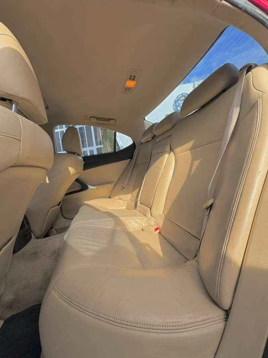 2007 Lexus IS 2nd Gen - Image 9 of 16
