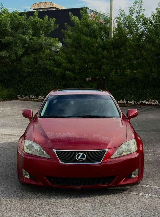 2007 Lexus IS 2nd Gen - Image 12 of 16