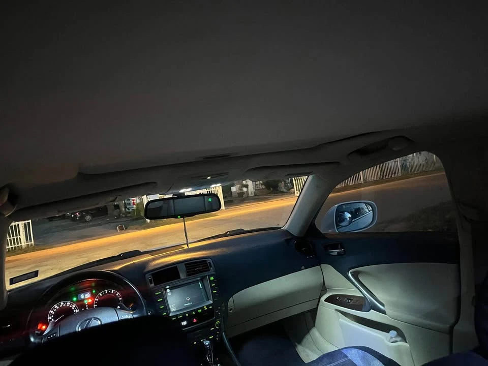 2007 Lexus IS 2nd Gen - Image 8 of 19