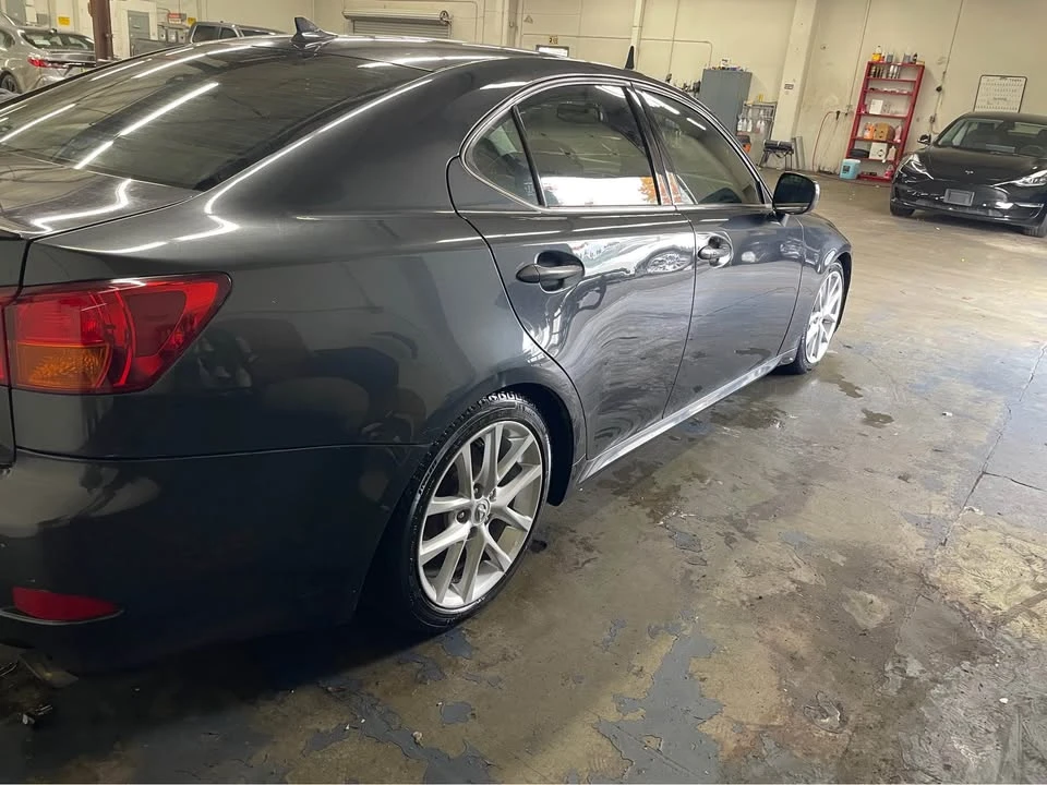 2007 Lexus IS 2nd Gen - Image 6 of 12