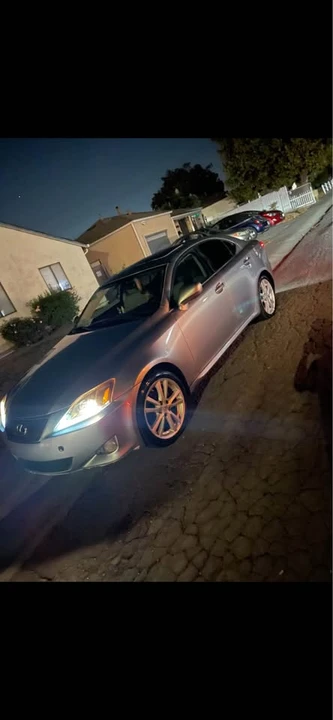 2007 Lexus IS 2nd Gen - Image 3 of 5