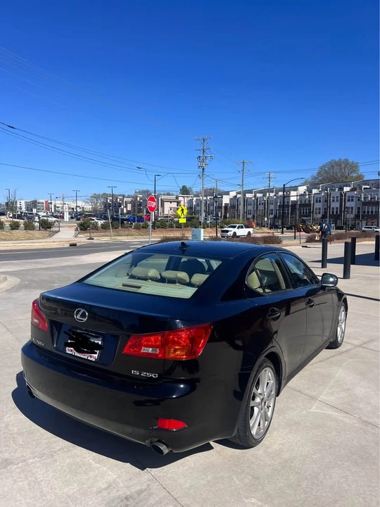 2007 Lexus IS 2nd Gen - Image 5 of 13