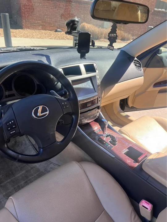 2007 Lexus IS 2nd Gen - Image 10 of 13