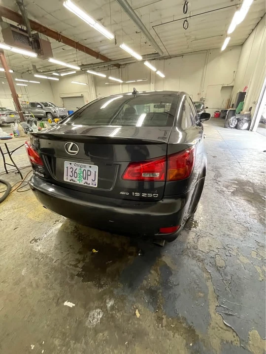2007 Lexus IS 2nd Gen - Image 4 of 12