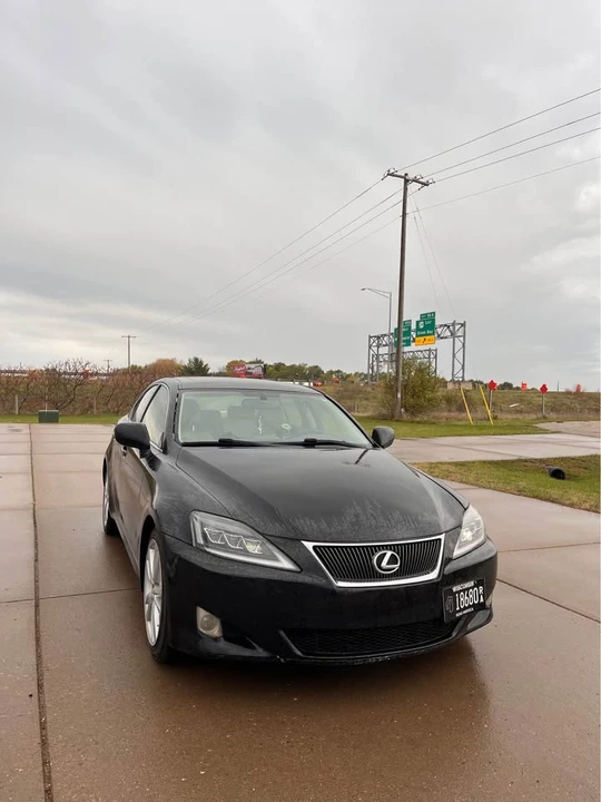 2007 Lexus IS 2nd Gen - Image 3 of 5