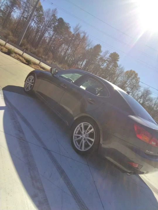 2007 Lexus IS 2nd Gen - Image 7 of 8