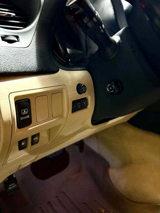 2007 Lexus IS 2nd Gen - Image 10 of 17