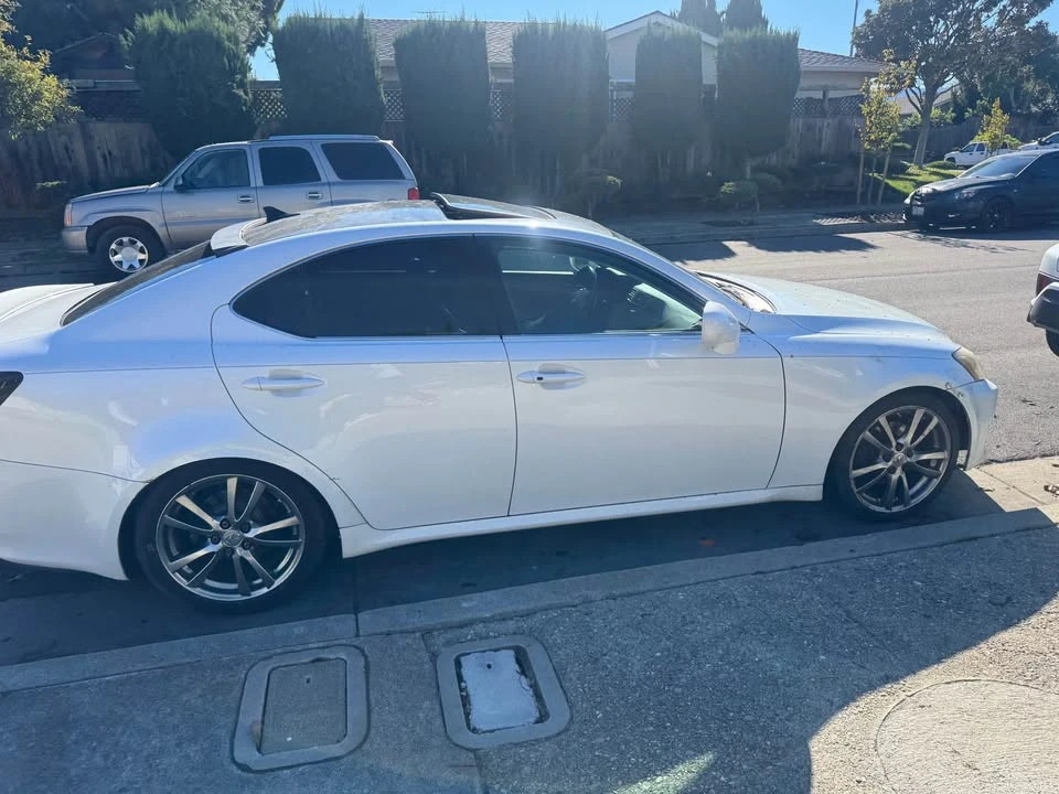 2007 Lexus IS 2nd Gen - Image 2 of 6
