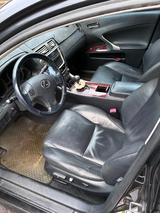2007 Lexus IS 2nd Gen - Image 6 of 9