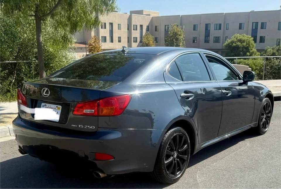 2007 Lexus IS 2nd Gen - Image 6 of 15