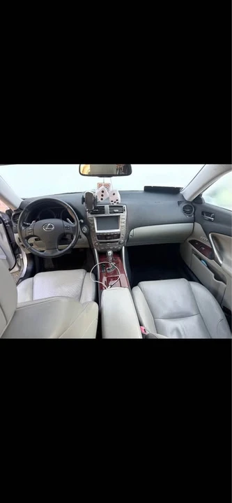 2007 Lexus IS 2nd Gen - Image 5 of 5