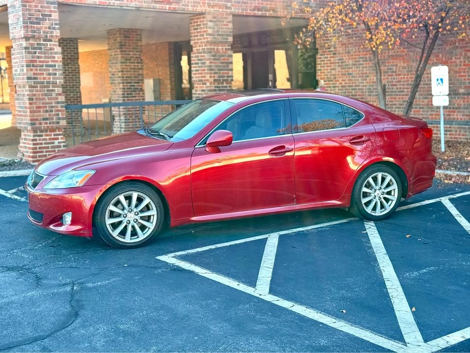 2007 Lexus IS 2nd Gen - Image 5 of 18
