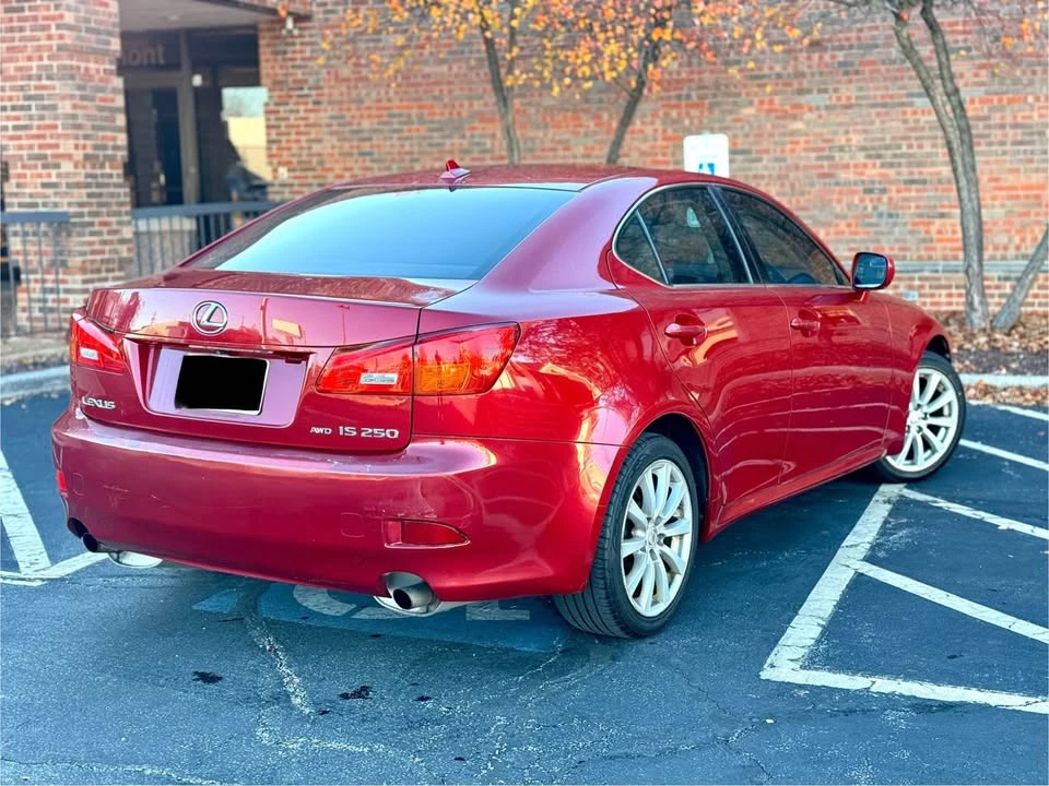 2007 Lexus IS 2nd Gen - Image 8 of 18