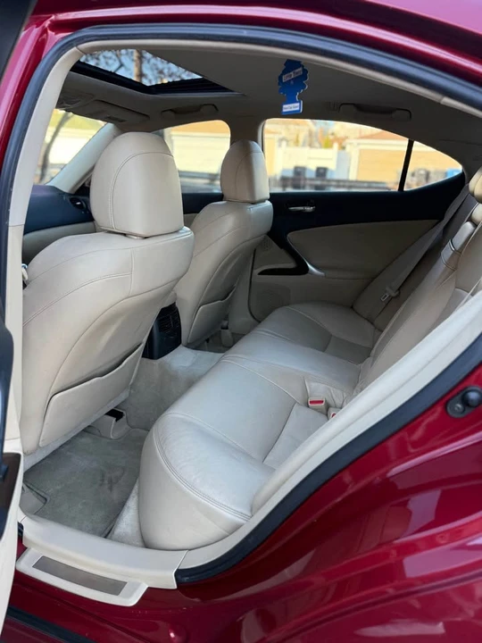 2007 Lexus IS 2nd Gen - Image 17 of 18