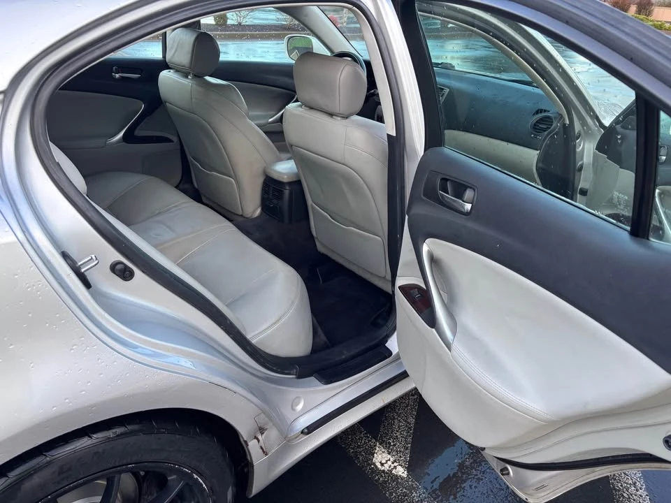 2007 Lexus IS 2nd Gen - Image 12 of 13