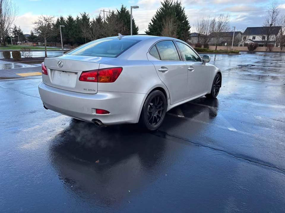 2007 Lexus IS 2nd Gen - Image 4 of 13
