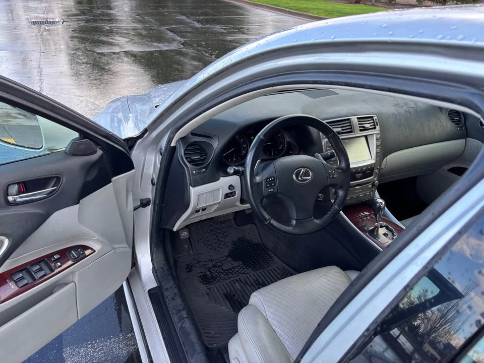 2007 Lexus IS 2nd Gen - Image 7 of 13