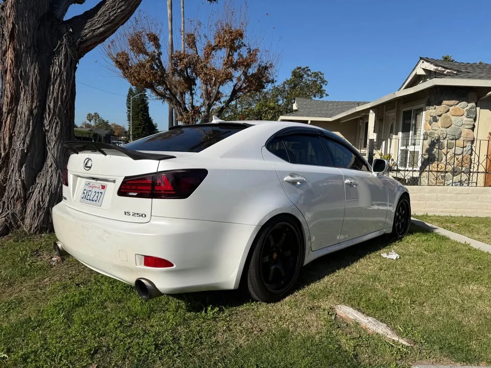 2007 Lexus IS 2nd Gen - Image 4 of 13
