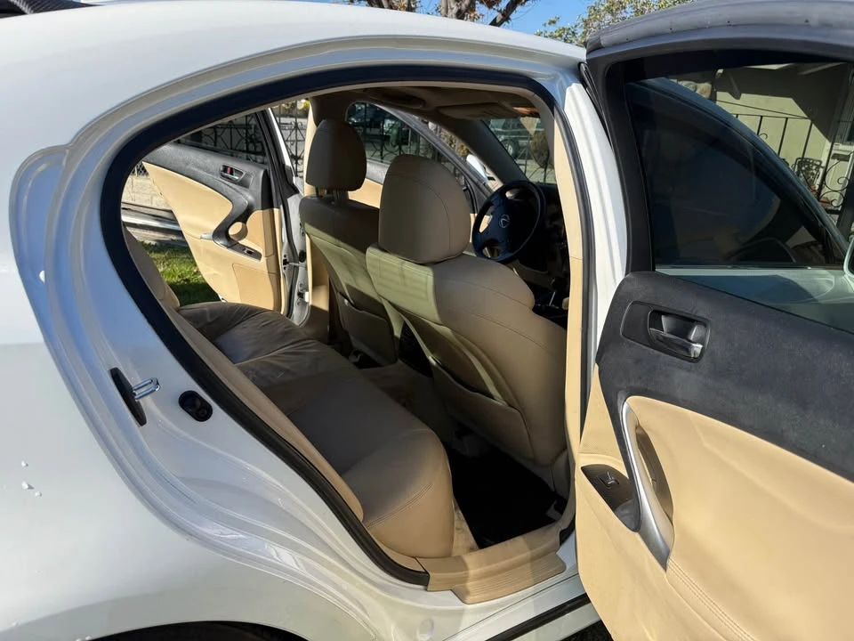 2007 Lexus IS 2nd Gen - Image 9 of 13
