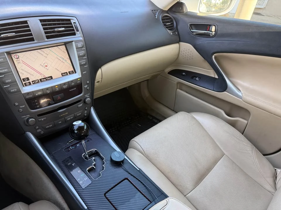 2007 Lexus IS 2nd Gen - Image 12 of 13