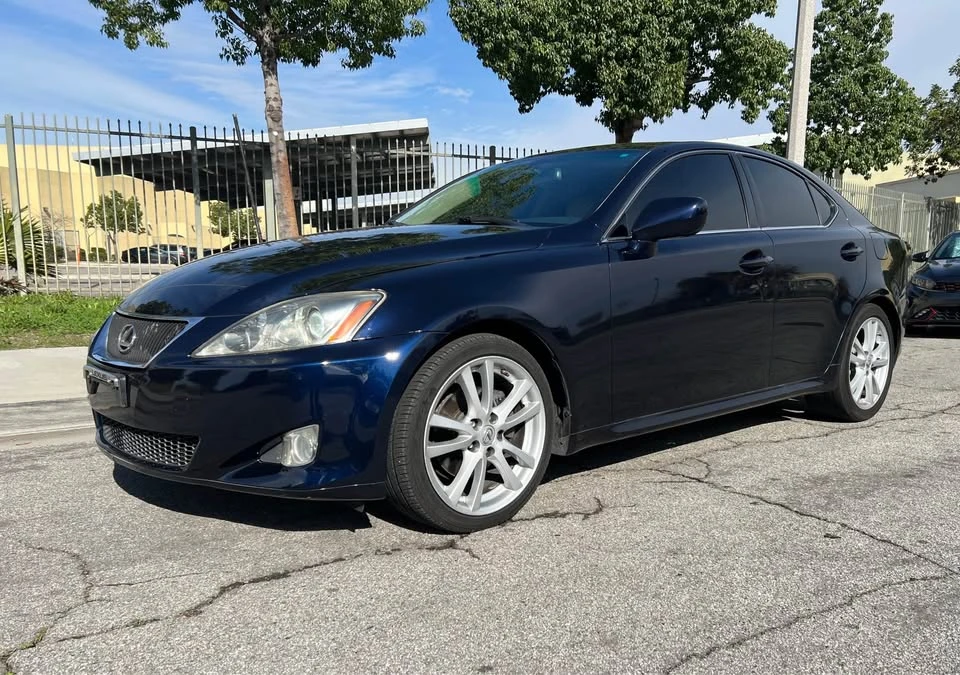 2007 Lexus IS 2nd Gen - Image 2 of 14