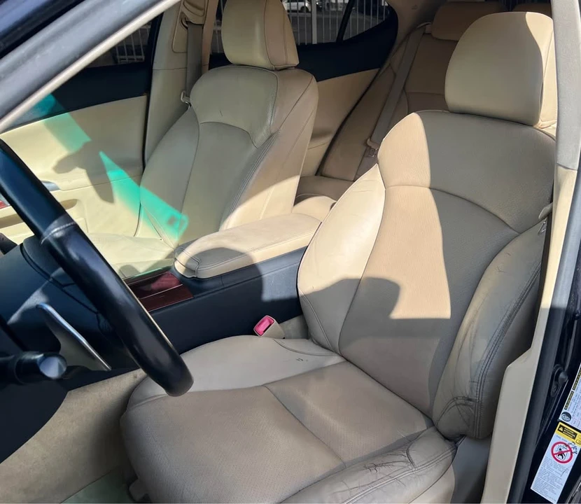 2007 Lexus IS 2nd Gen - Image 10 of 14
