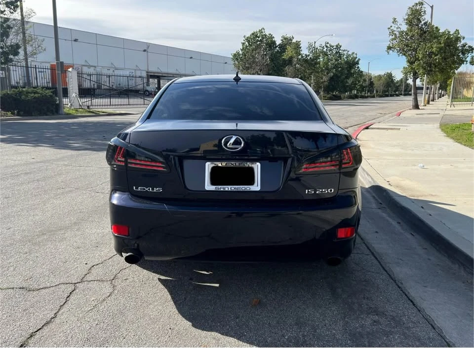 2007 Lexus IS 2nd Gen - Image 5 of 14