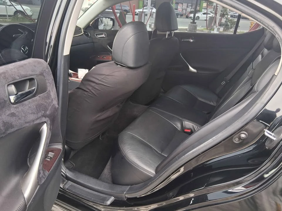 2007 Lexus IS 2nd Gen - Image 5 of 7