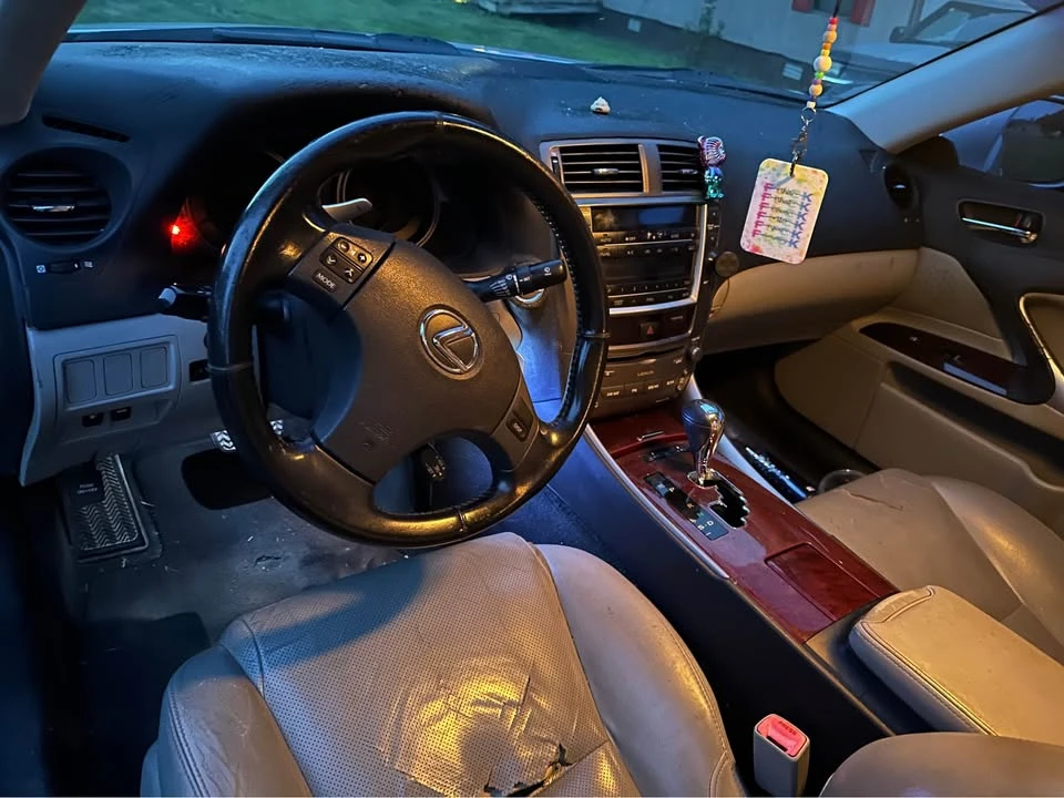 2007 Lexus IS 2nd Gen - Image 5 of 5