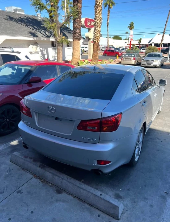 2007 Lexus IS 2nd Gen - Image 4 of 11