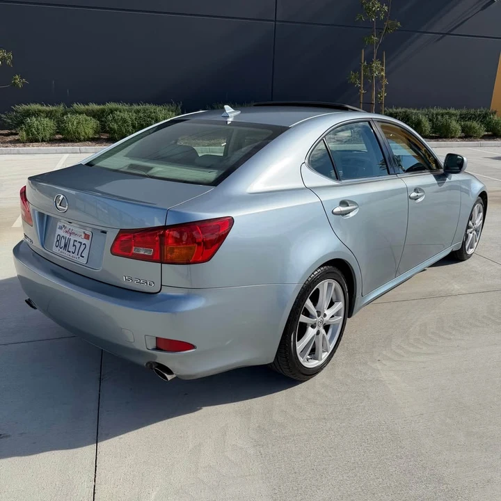 2007 Lexus IS 2nd Gen - Image 4 of 17