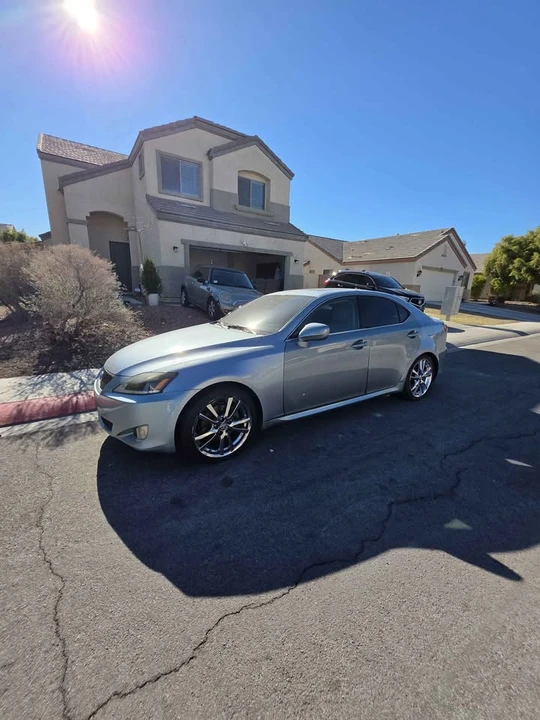 2007 Lexus IS 2nd Gen - Image 5 of 10
