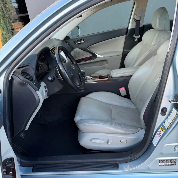 2007 Lexus IS 2nd Gen - Image 7 of 17