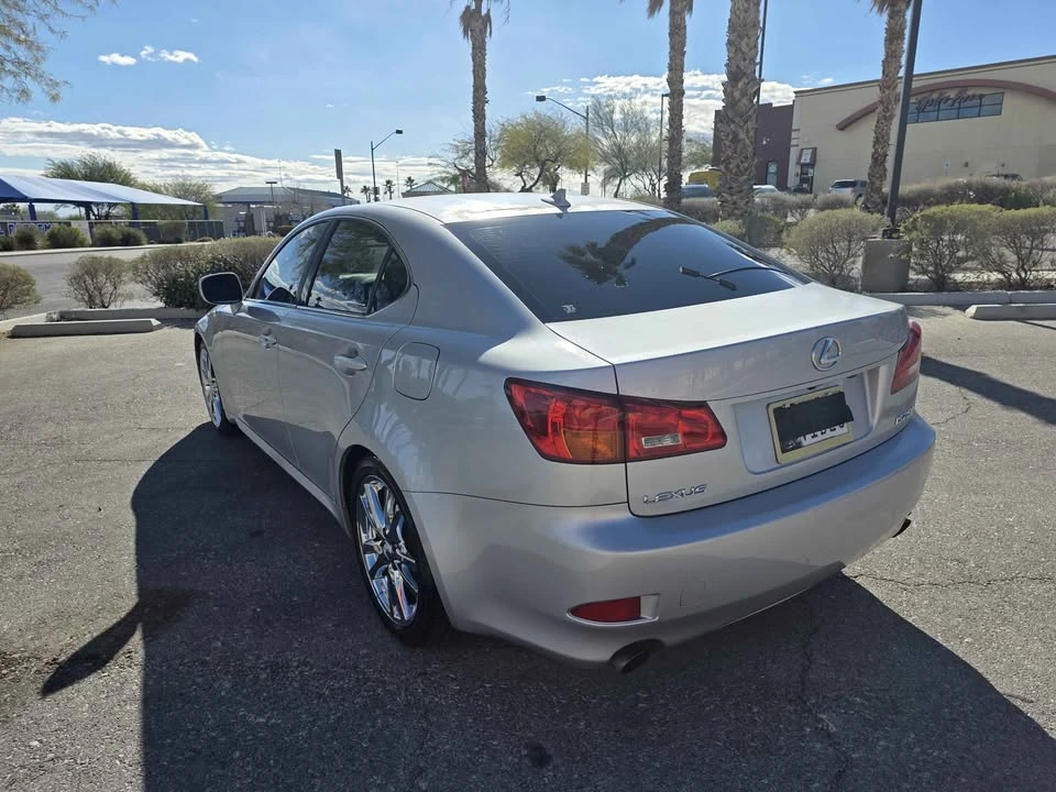 2007 Lexus IS 2nd Gen - Image 4 of 9