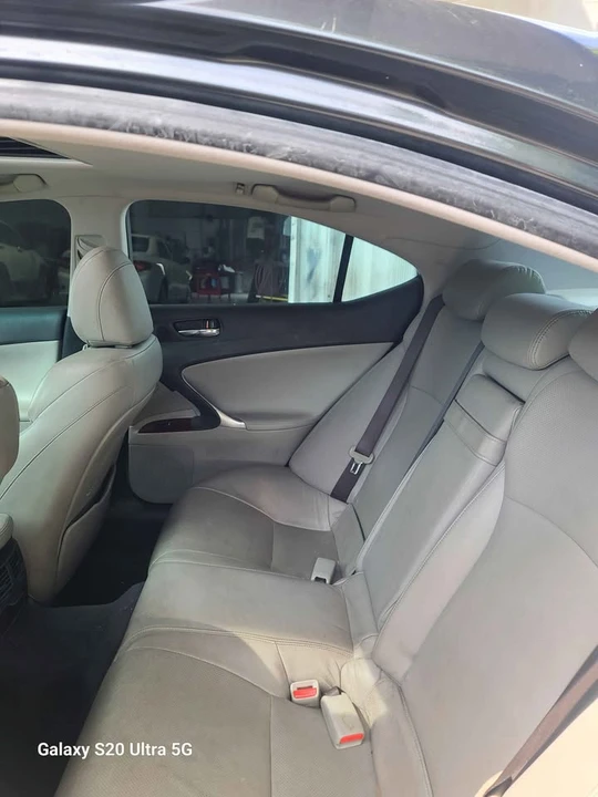 2007 Lexus IS 2nd Gen - Image 10 of 12