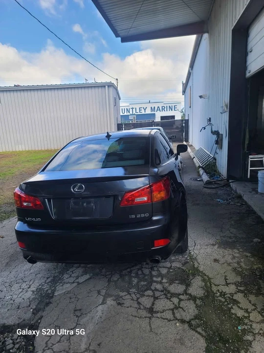 2007 Lexus IS 2nd Gen - Image 4 of 12